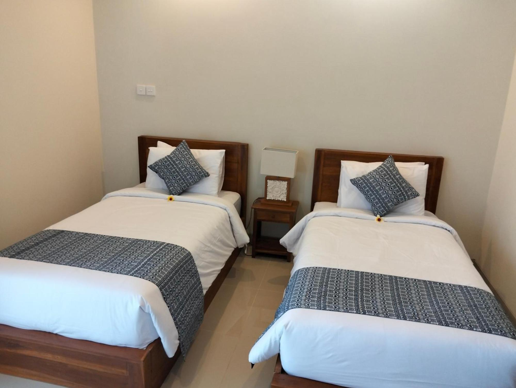 Kutus Bali Guesthouse سانور الغرفة الصورة